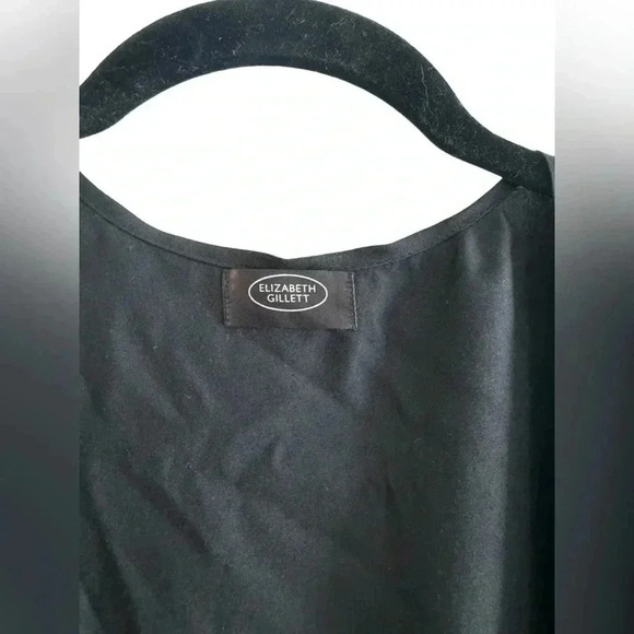 Elizabeth Gillet Kimono - One Size with flowy floral sleeves - Picture 7 of 11